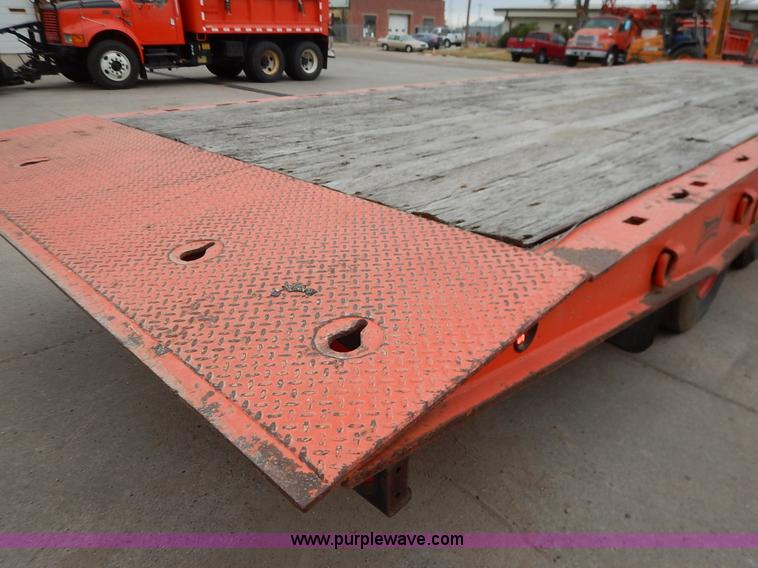 image for item K1683 1998 Landoll 345B tilt deck trailer