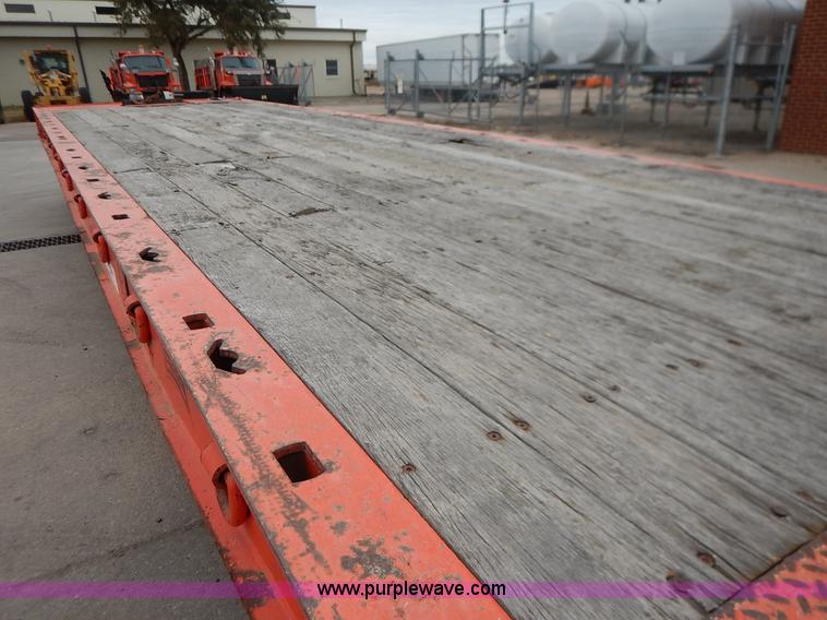 image for item K1683 1998 Landoll 345B tilt deck trailer