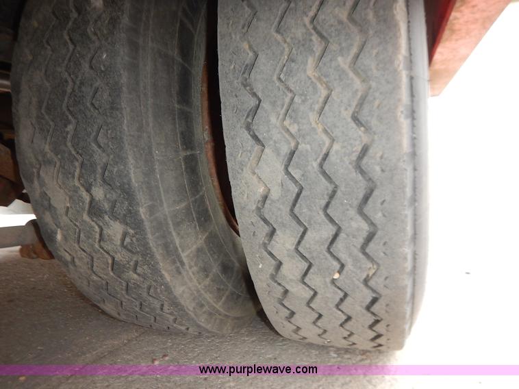 image for item K1683 1998 Landoll 345B tilt deck trailer