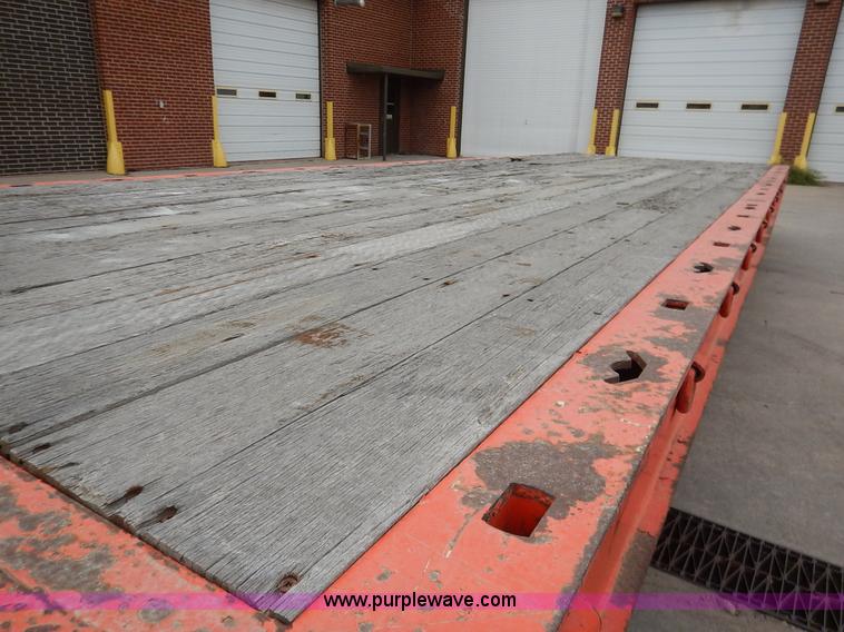 image for item K1683 1998 Landoll 345B tilt deck trailer