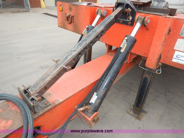 image for item K1683 1998 Landoll 345B tilt deck trailer