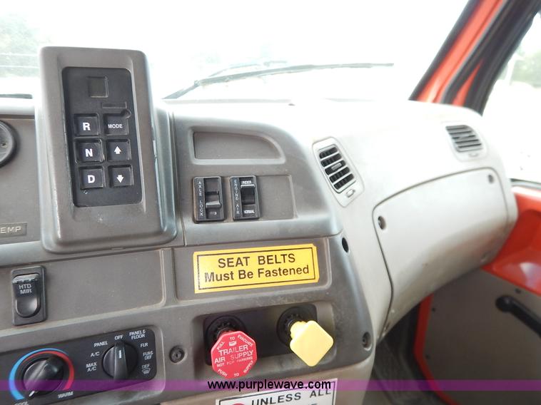 image for item K1689 2001 Sterling LT7501 dump truck