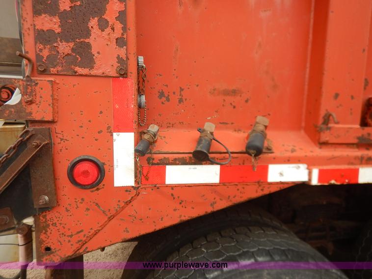 image for item K1689 2001 Sterling LT7501 dump truck