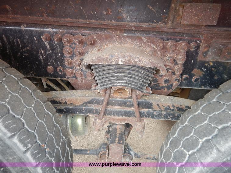 image for item K1689 2001 Sterling LT7501 dump truck