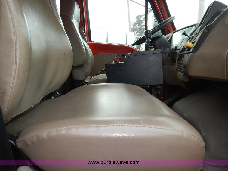 image for item K1689 2001 Sterling LT7501 dump truck