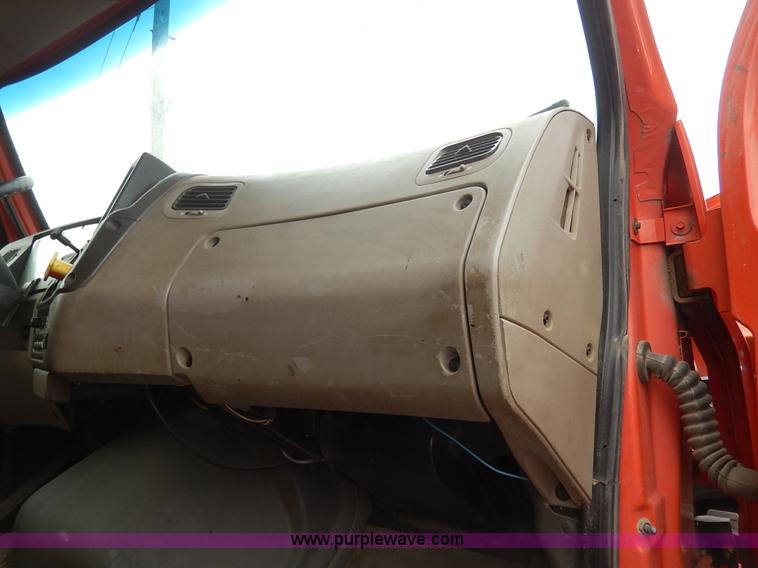 image for item K1689 2001 Sterling LT7501 dump truck