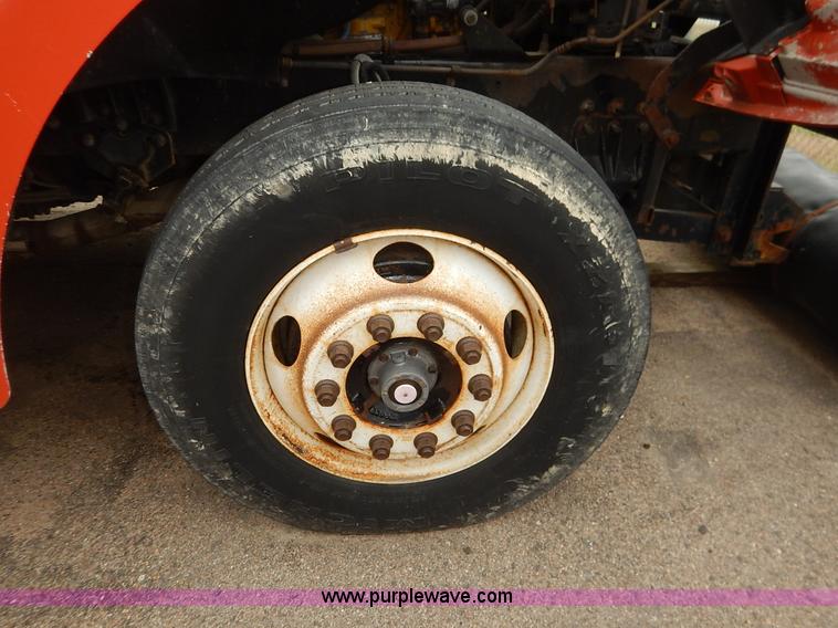 image for item K1689 2001 Sterling LT7501 dump truck