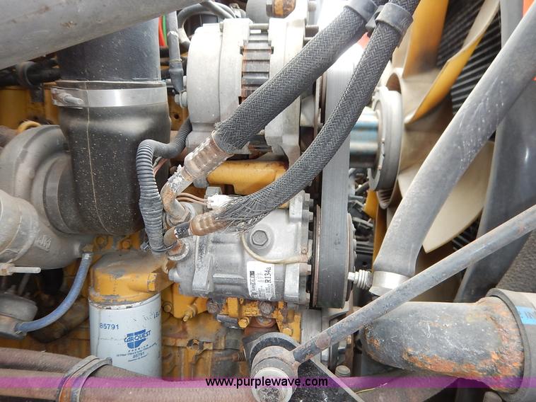 image for item K1689 2001 Sterling LT7501 dump truck