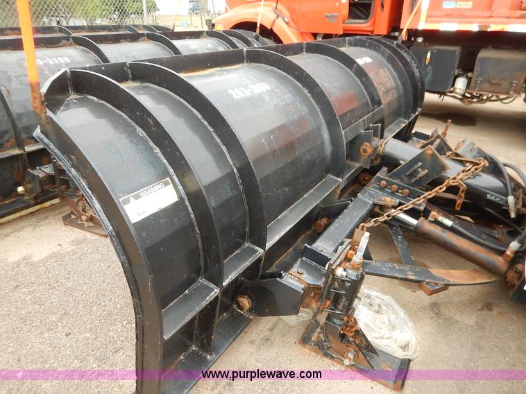 image for item K1689 2001 Sterling LT7501 dump truck