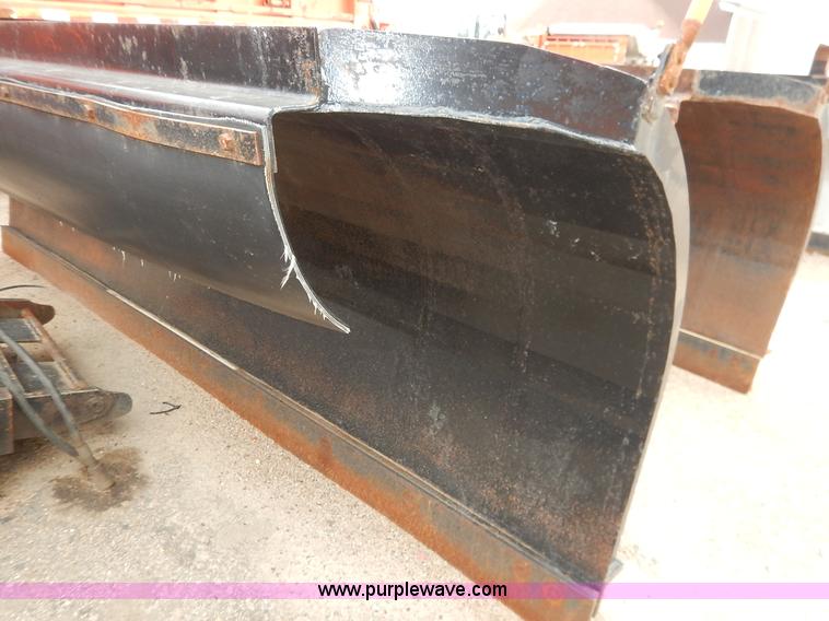 image for item K1689 2001 Sterling LT7501 dump truck