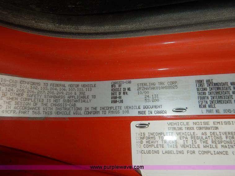 image for item K1689 2001 Sterling LT7501 dump truck