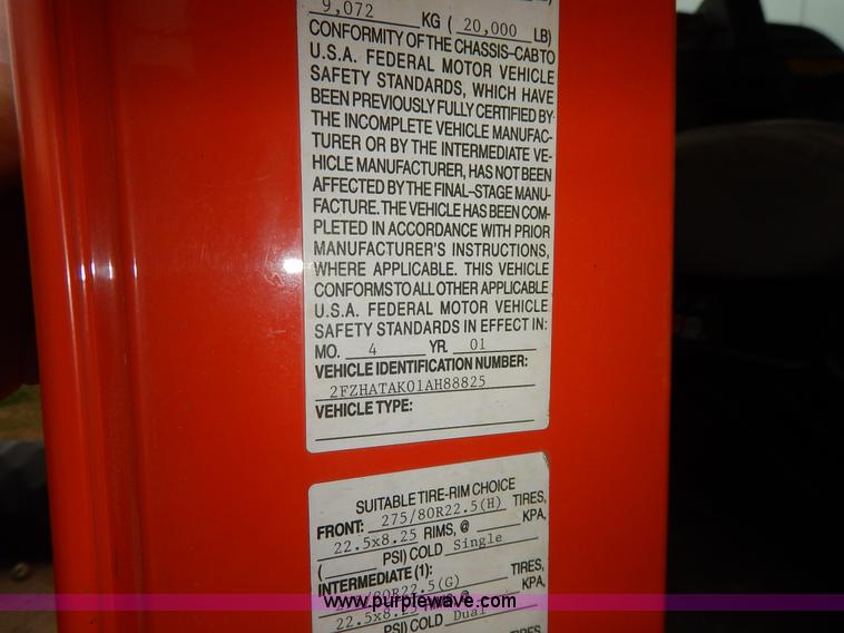 image for item K1689 2001 Sterling LT7501 dump truck