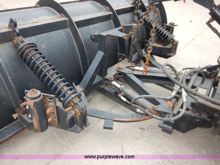 image for item K1690 1999 International 4900 dump truck