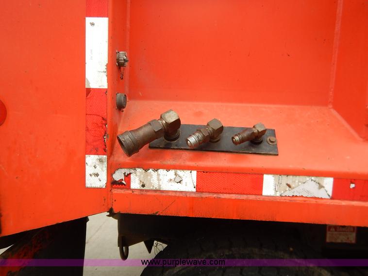 image for item K1690 1999 International 4900 dump truck