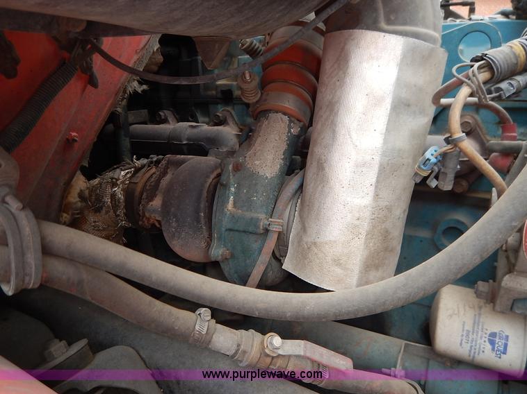 image for item K1690 1999 International 4900 dump truck