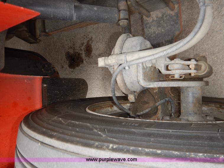 image for item K1690 1999 International 4900 dump truck