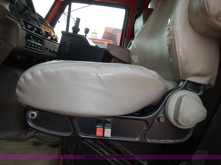 image for item K1691 2001 Sterling LT7500 dump truck