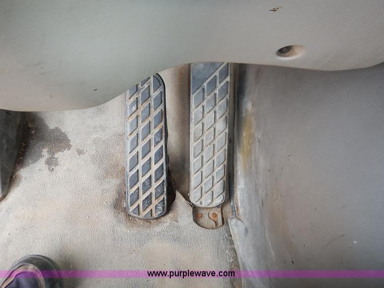 image for item K1691 2001 Sterling LT7500 dump truck