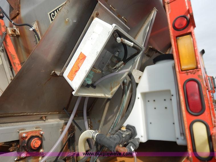 image for item K1691 2001 Sterling LT7500 dump truck