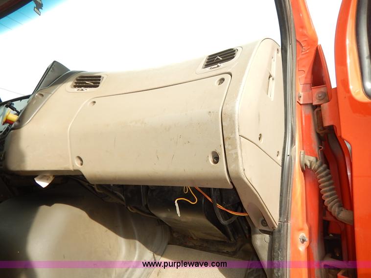 image for item K1691 2001 Sterling LT7500 dump truck