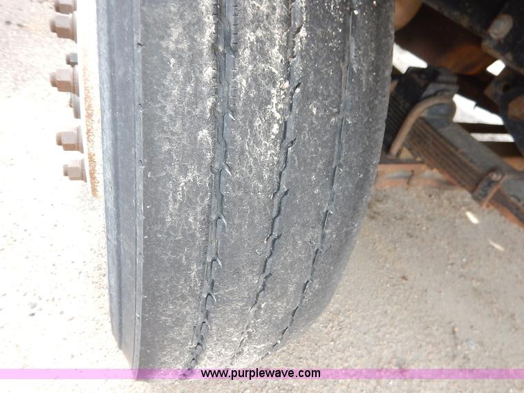 image for item K1691 2001 Sterling LT7500 dump truck