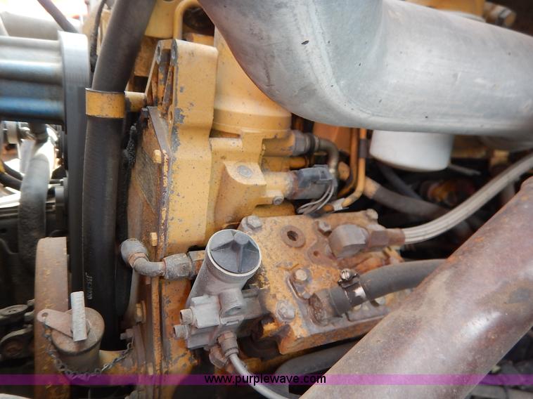 image for item K1691 2001 Sterling LT7500 dump truck