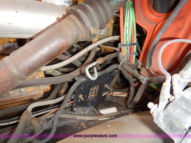 image for item K1691 2001 Sterling LT7500 dump truck