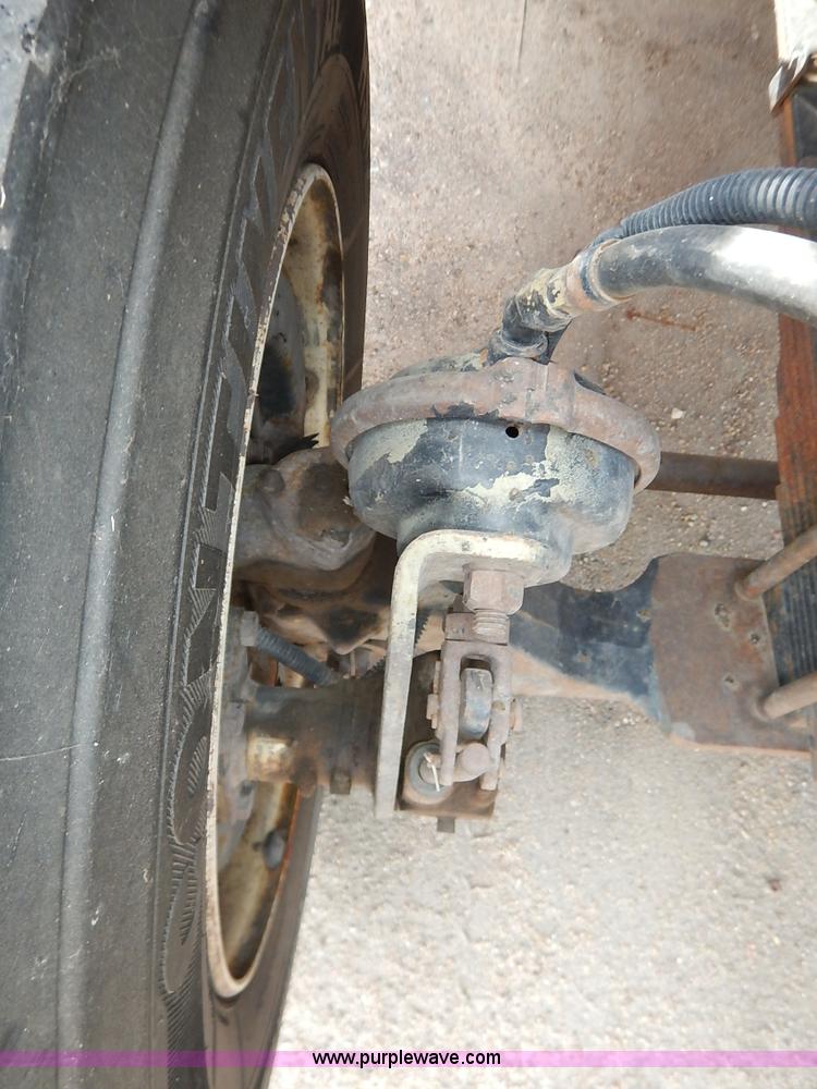 image for item K1691 2001 Sterling LT7500 dump truck