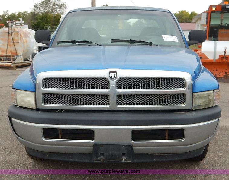 image for item K1696 2001 Dodge Ram 1500 Quad Cab pickup truck