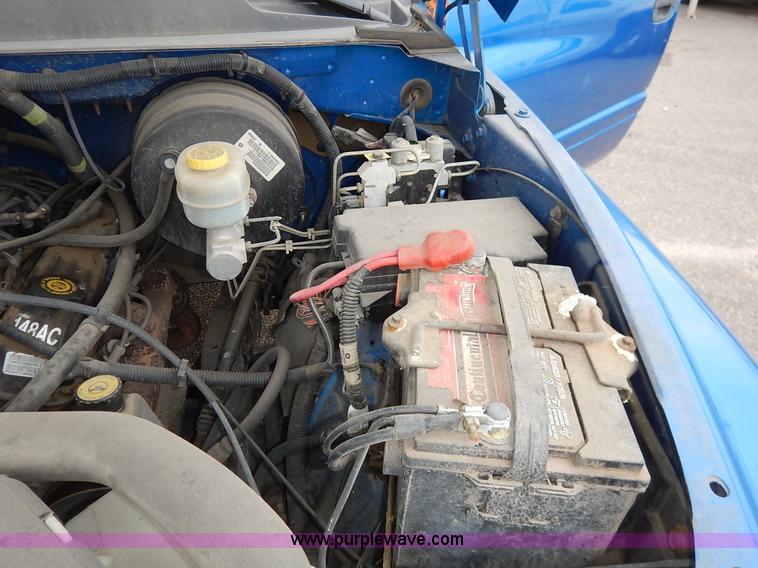 image for item K1696 2001 Dodge Ram 1500 Quad Cab pickup truck