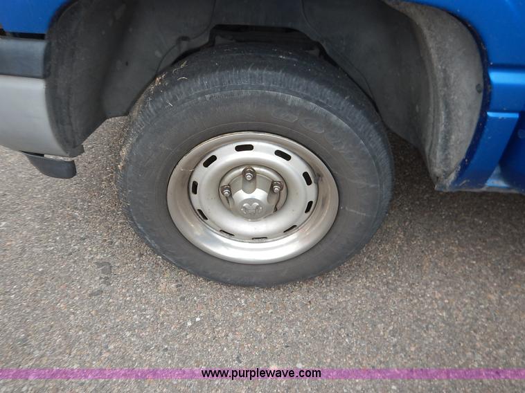 image for item K1696 2001 Dodge Ram 1500 Quad Cab pickup truck