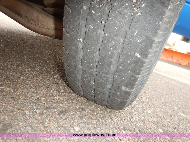 image for item K1696 2001 Dodge Ram 1500 Quad Cab pickup truck