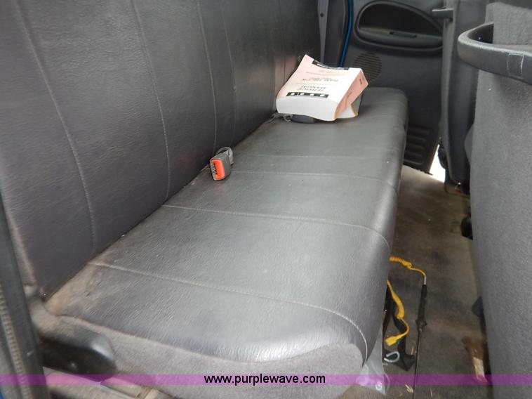 image for item K1696 2001 Dodge Ram 1500 Quad Cab pickup truck