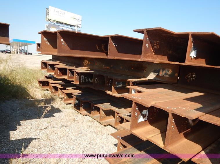 image for item K1702 *(75) steel H-Beams