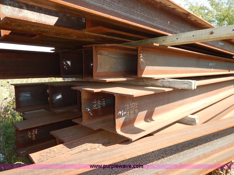 image for item K1703 (136) steel H-beams