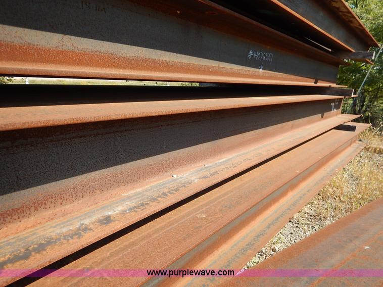 image for item K1703 (136) steel H-beams