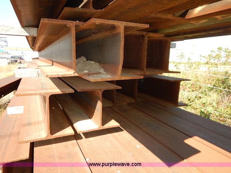 image for item K1703 (136) steel H-beams