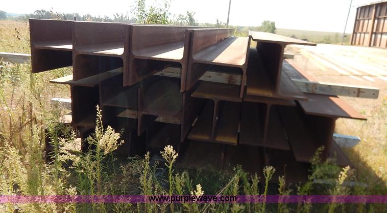 image for item K1703 (136) steel H-beams