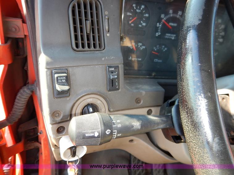 image for item K1707 2001 Sterling LT7501 dump truck