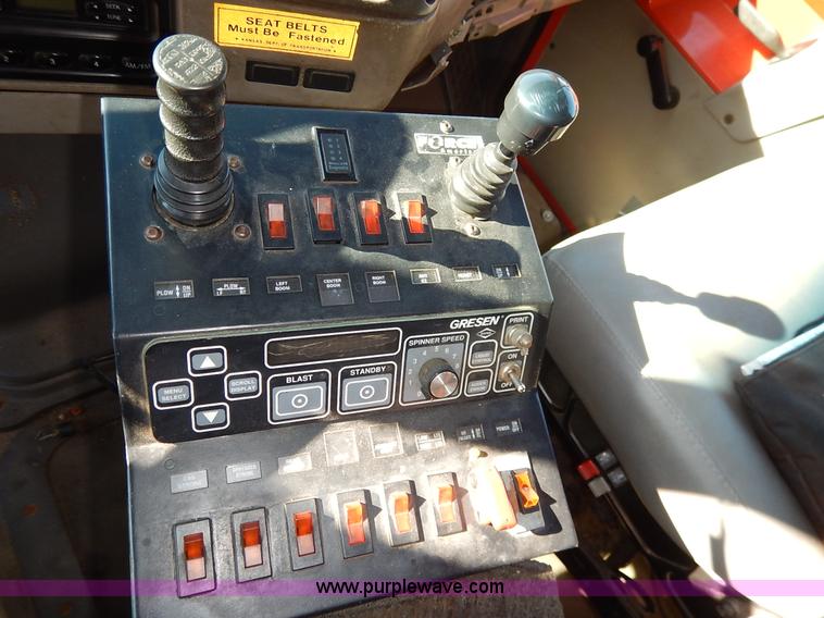 image for item K1707 2001 Sterling LT7501 dump truck