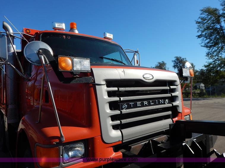 image for item K1707 2001 Sterling LT7501 dump truck