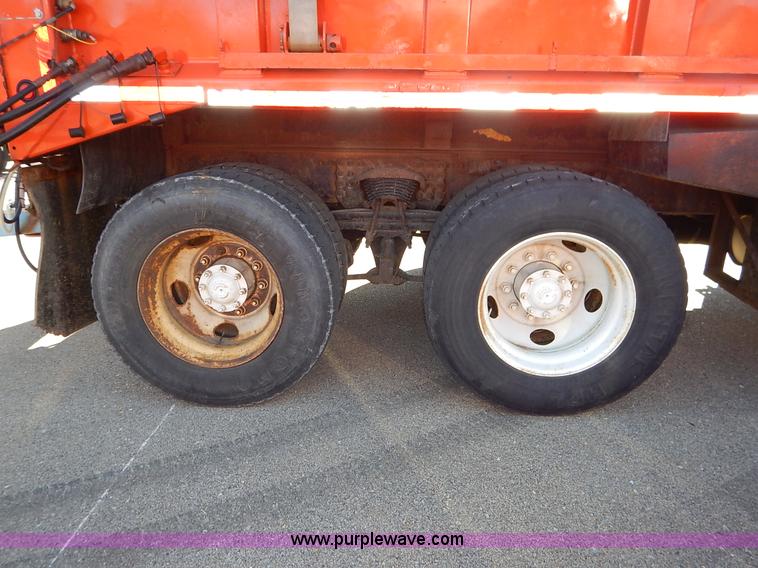 image for item K1707 2001 Sterling LT7501 dump truck