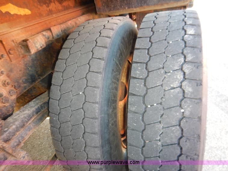 image for item K1707 2001 Sterling LT7501 dump truck