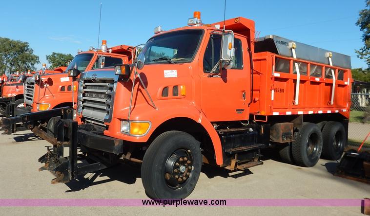 image for item K1708 2001 Sterling LT7501 dump truck