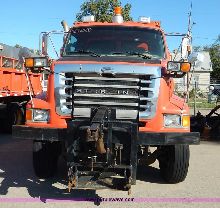 image for item K1708 2001 Sterling LT7501 dump truck