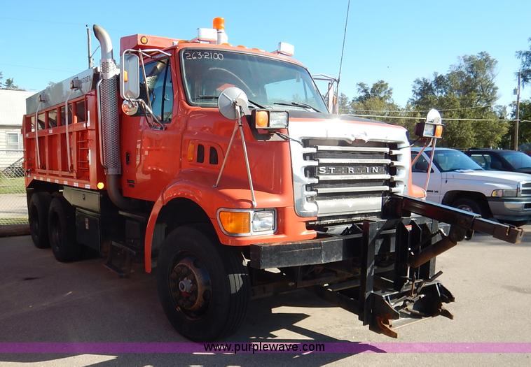 image for item K1708 2001 Sterling LT7501 dump truck
