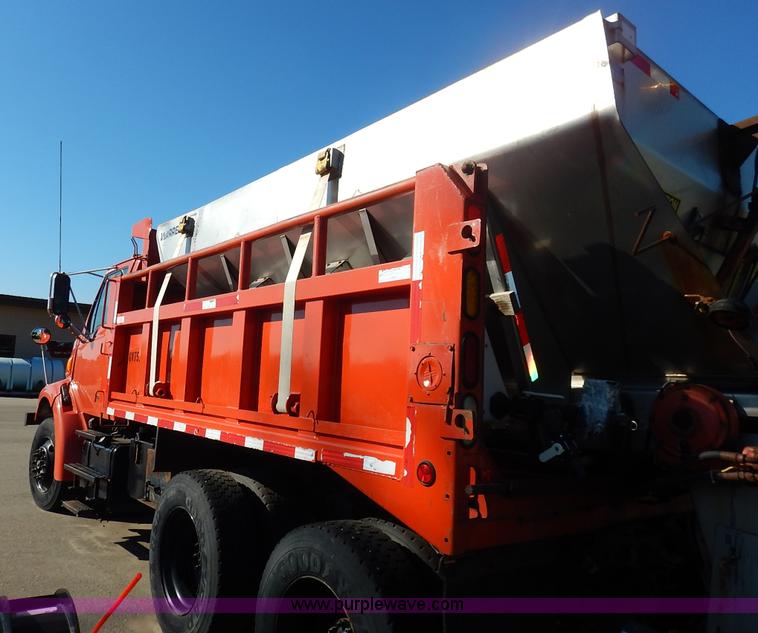 image for item K1708 2001 Sterling LT7501 dump truck