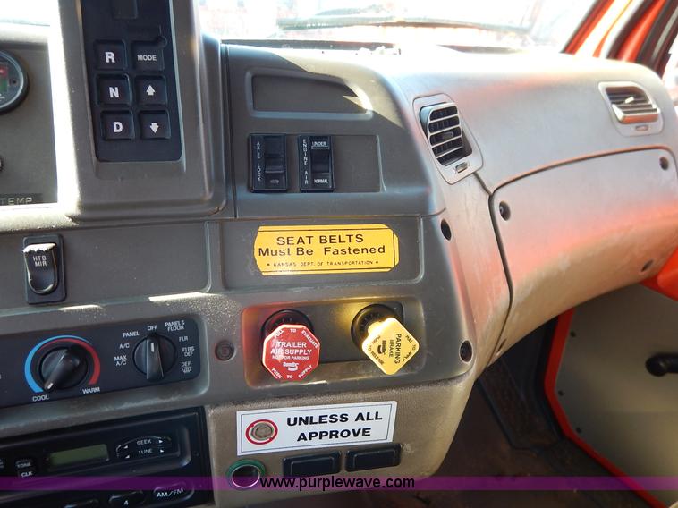 image for item K1708 2001 Sterling LT7501 dump truck