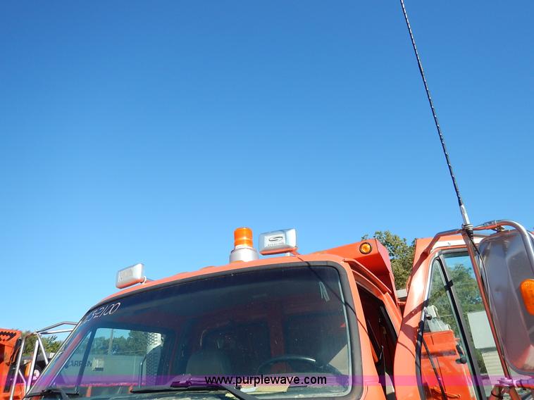 image for item K1708 2001 Sterling LT7501 dump truck