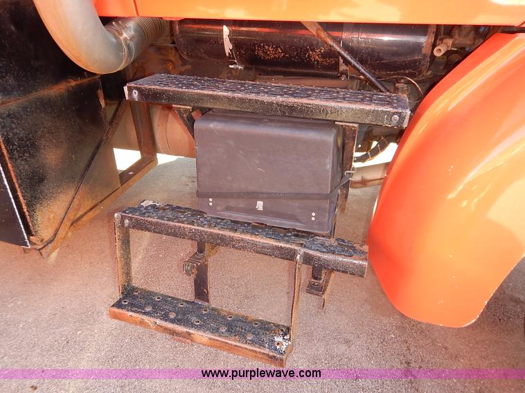 image for item K1708 2001 Sterling LT7501 dump truck